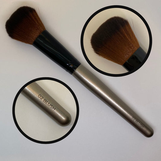 Spa One Blush Brush 02